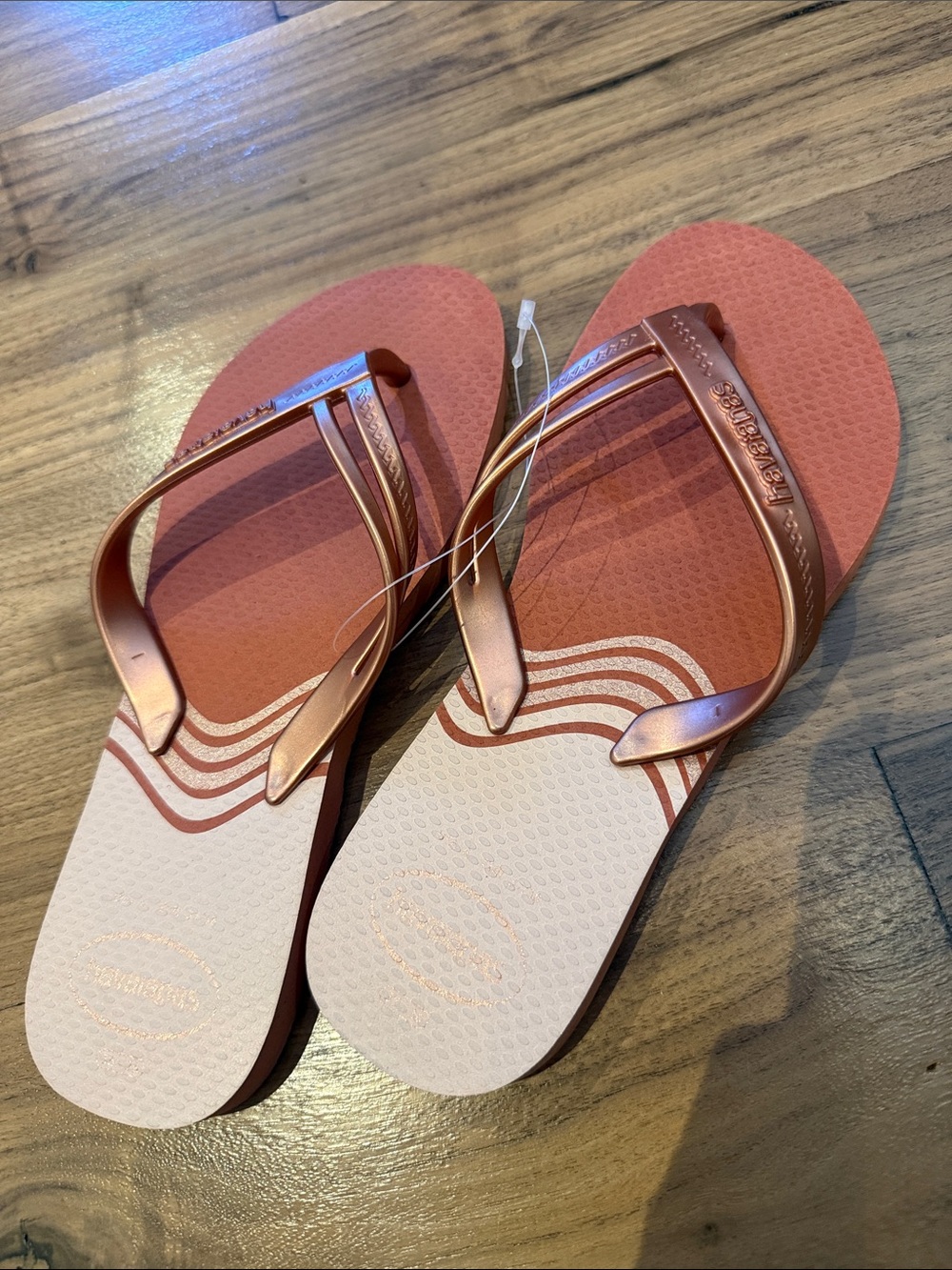 Havaianas Women’s Coral & Rose Gold Two-Tone Flip Flops